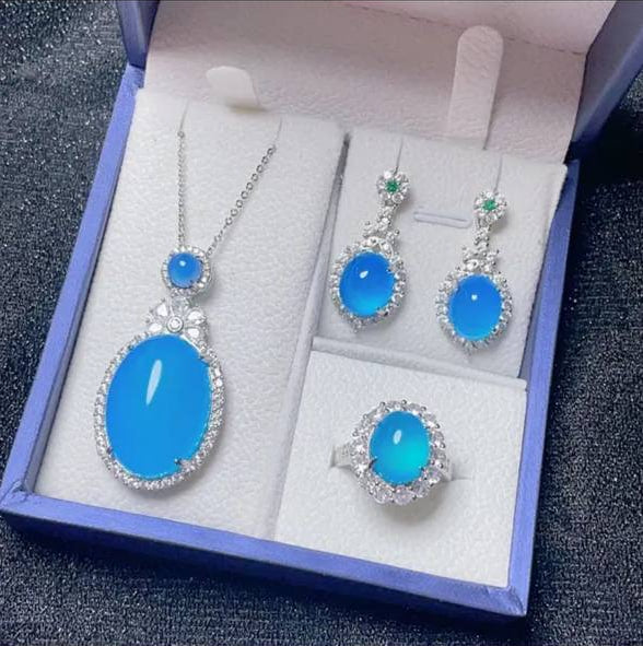 Necklace Set