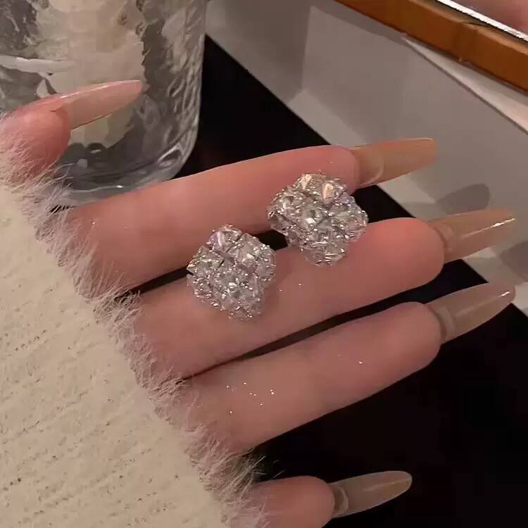 Zircon Cube Earrings