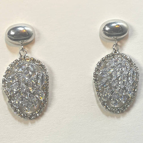 Fashionable Ultra-Sparkling Leaf Zircon Earrings