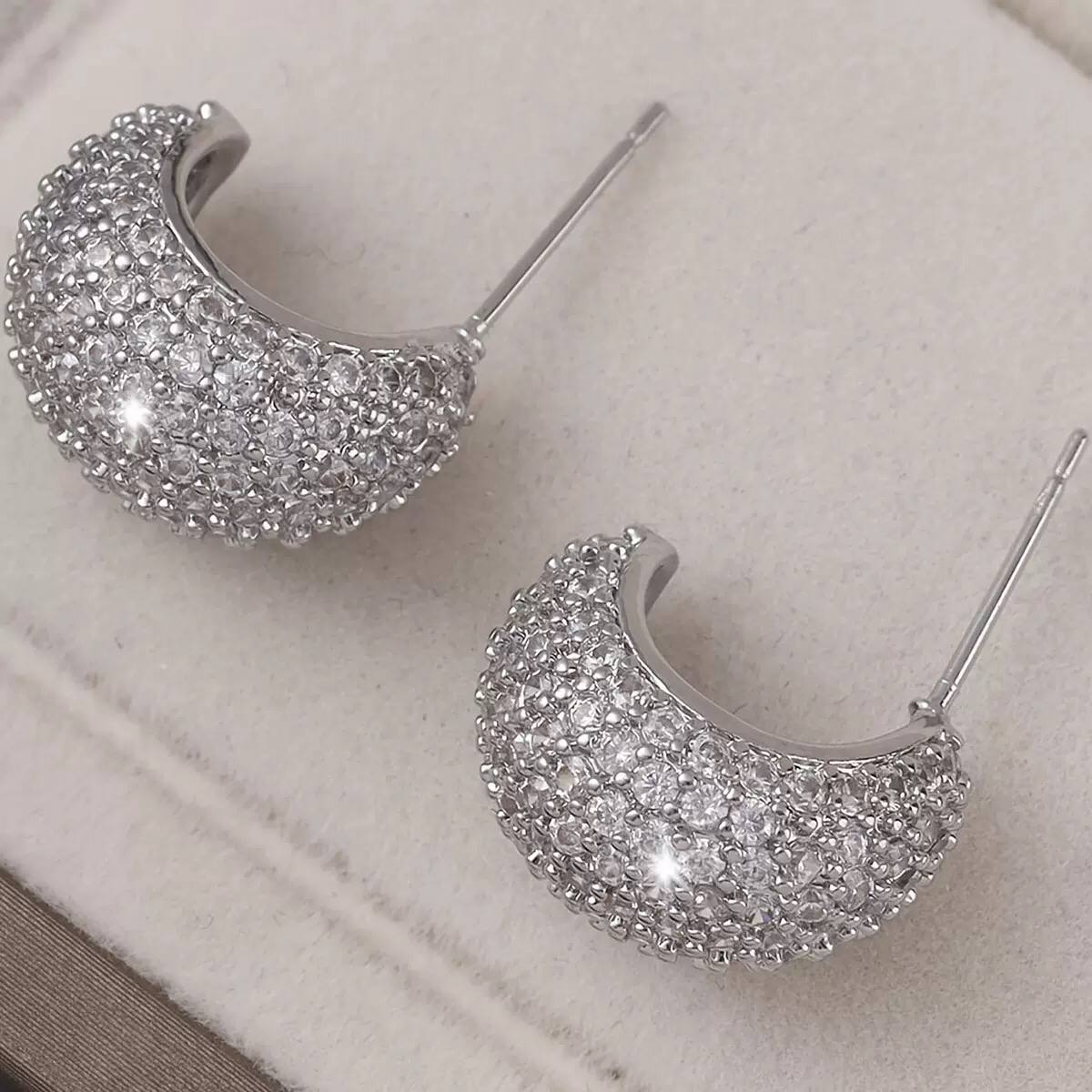 Luna Luxe Crescent Earrings