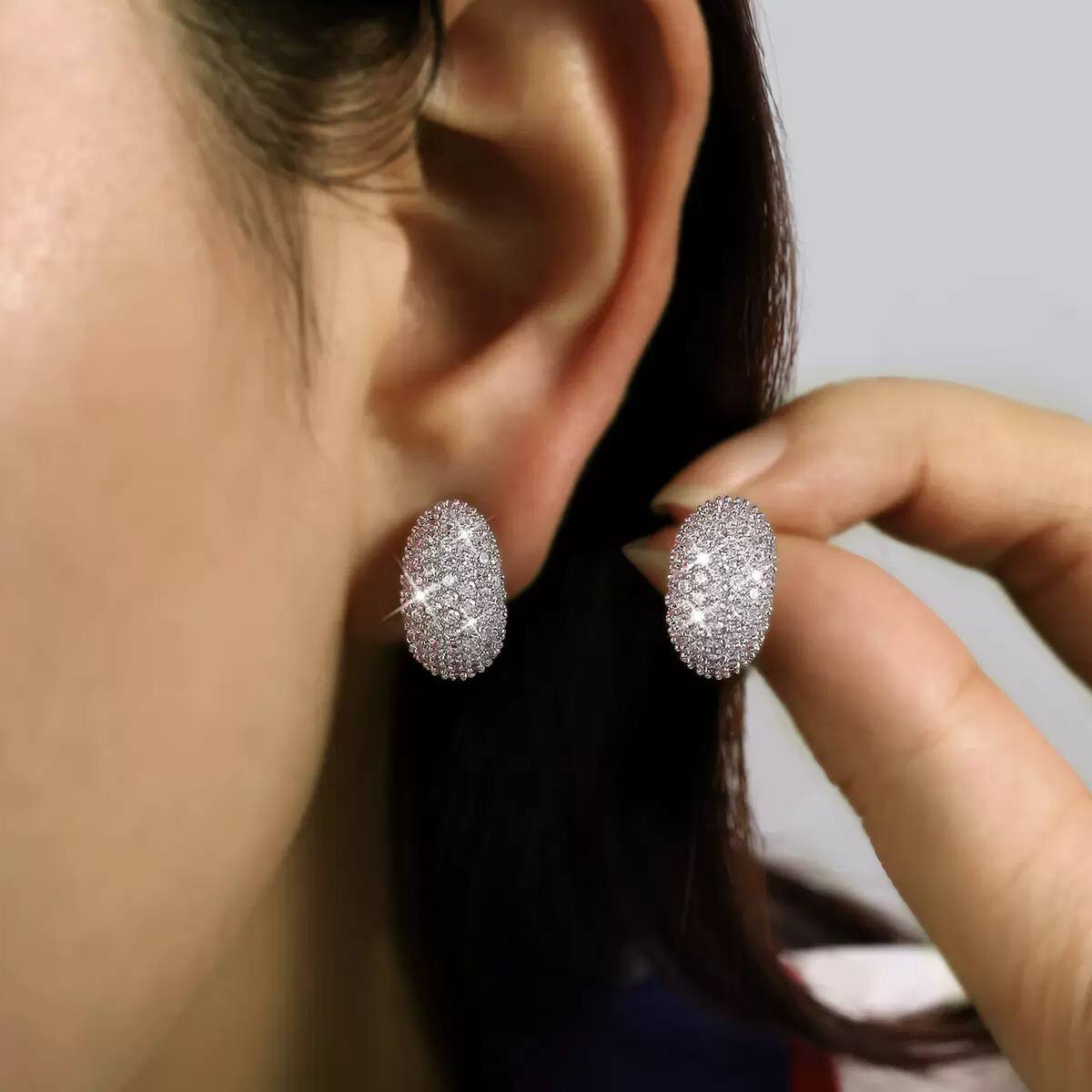 Luna Luxe Crescent Earrings
