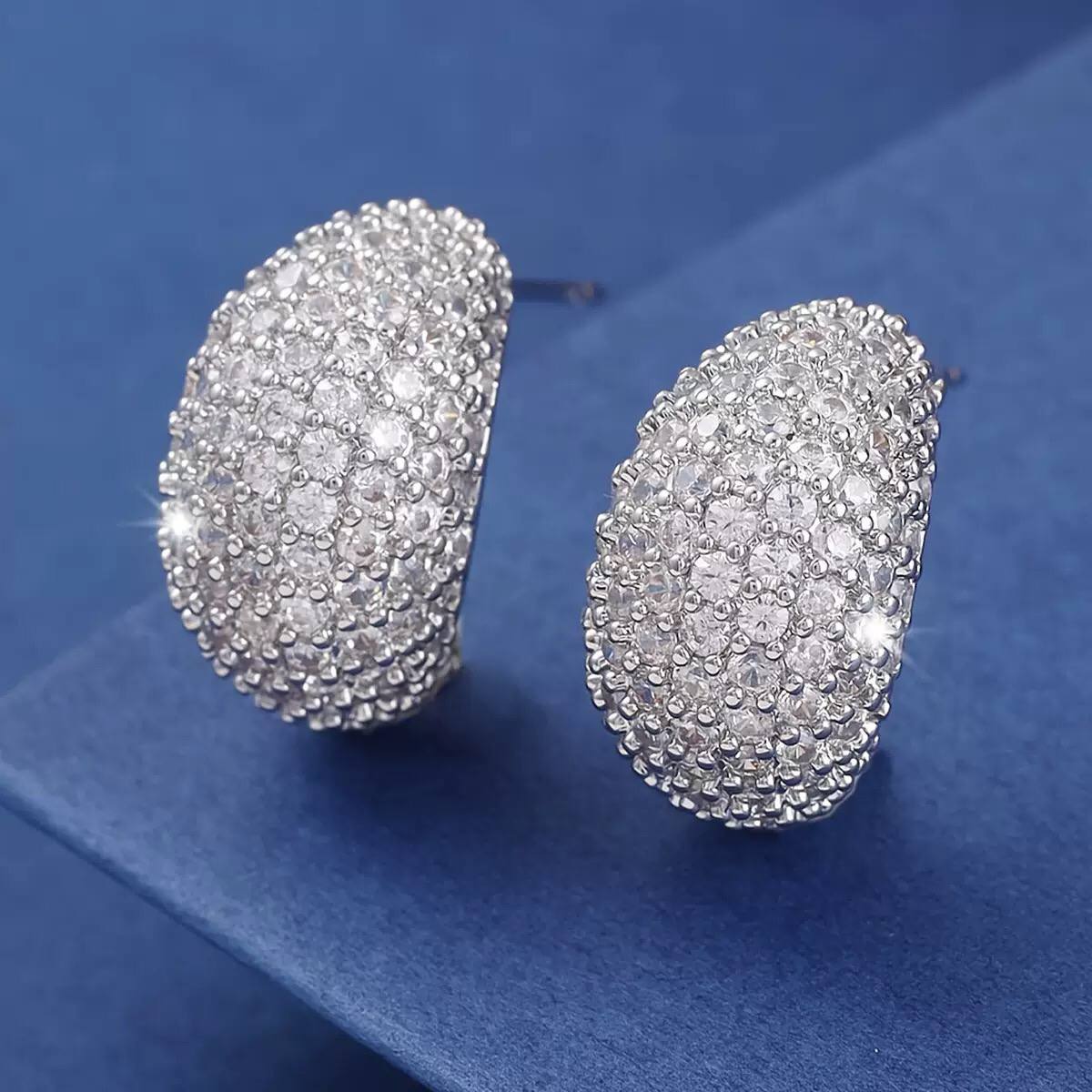 Luna Luxe Crescent Earrings