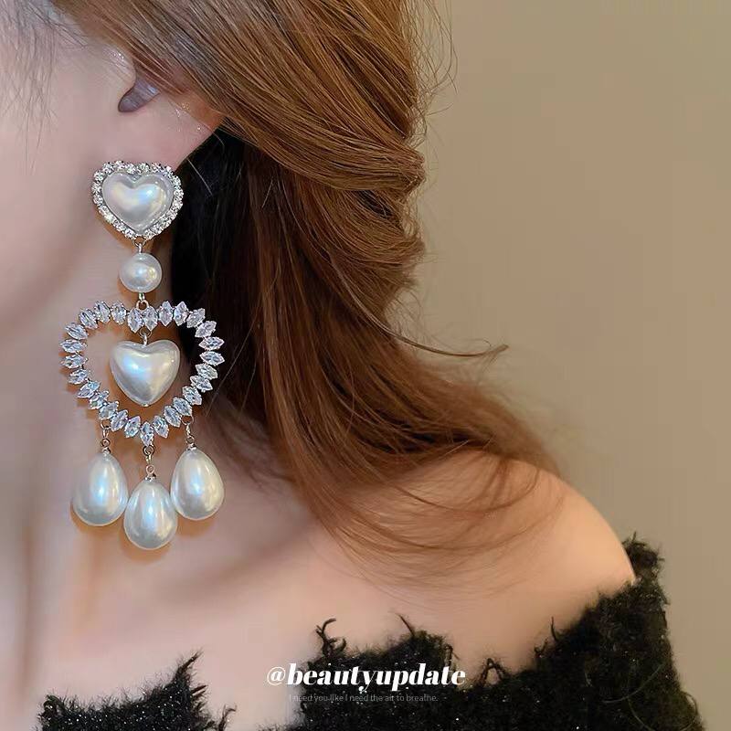 Heart of Eternity Pearl Earrings