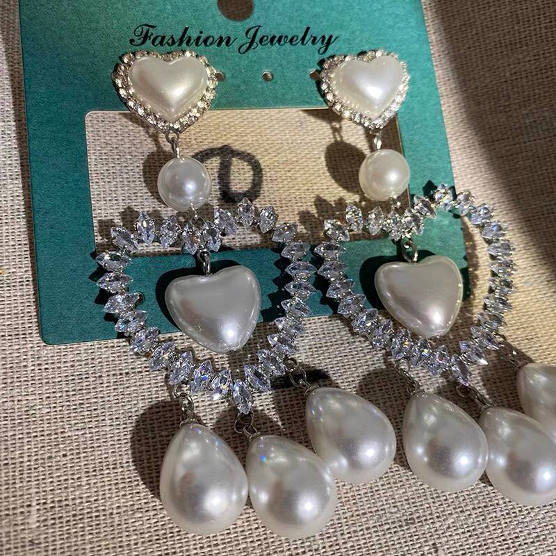 Heart of Eternity Pearl Earrings